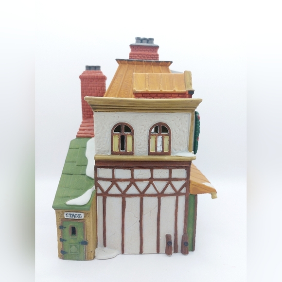 Vtg Dept. 56- 1989 Dickens Village Series #5584-0 Theatre Royal - Picture 4 of 9
